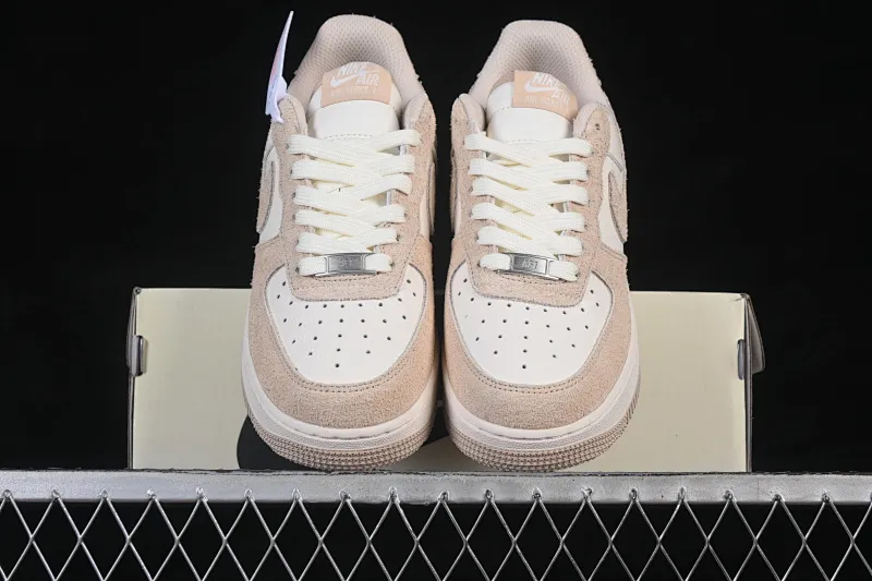 All categories Nk Air Force 1 Air Force series Nk Air Force 1 Low Air Force low-top Nike Air Force 1'07 Low Milky white light gray Air Force 1 low-top casual sneakers HQ3905-001